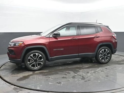 Used 2022 Jeep Compass Limited AWD/4WD image 2