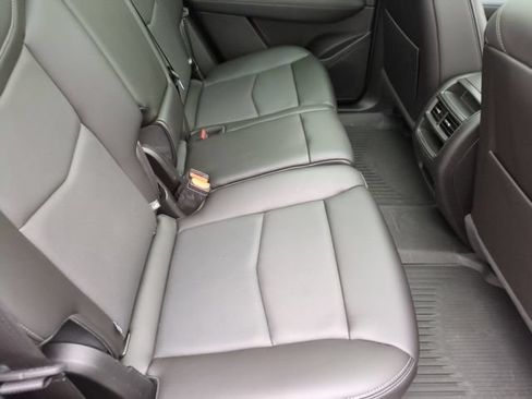 Certified 2023 Cadillac XT5 Premium Luxury w/ LPO, Floor Liner Package AWD/4WD image 26
