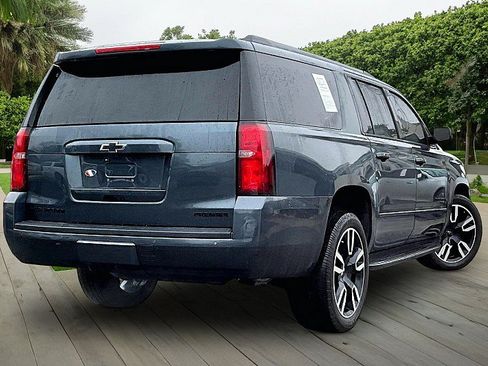 Used 2019 Chevrolet Suburban Premier w/ RST 6.2L Performance Edition RWD image 3