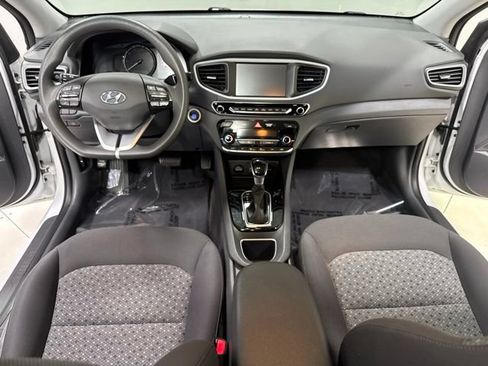 Used 2018 Hyundai Ioniq Blue FWD image 2