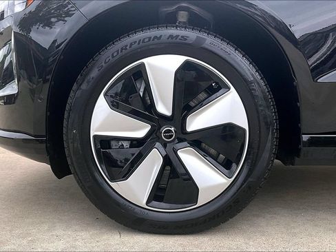 New 2026 Volvo EX90 Plus AWD/4WD image 39