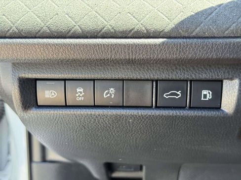 Used 2025 Toyota Camry XLE FWD image 20