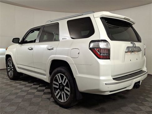Used 2021 Toyota 4Runner Limited image 7