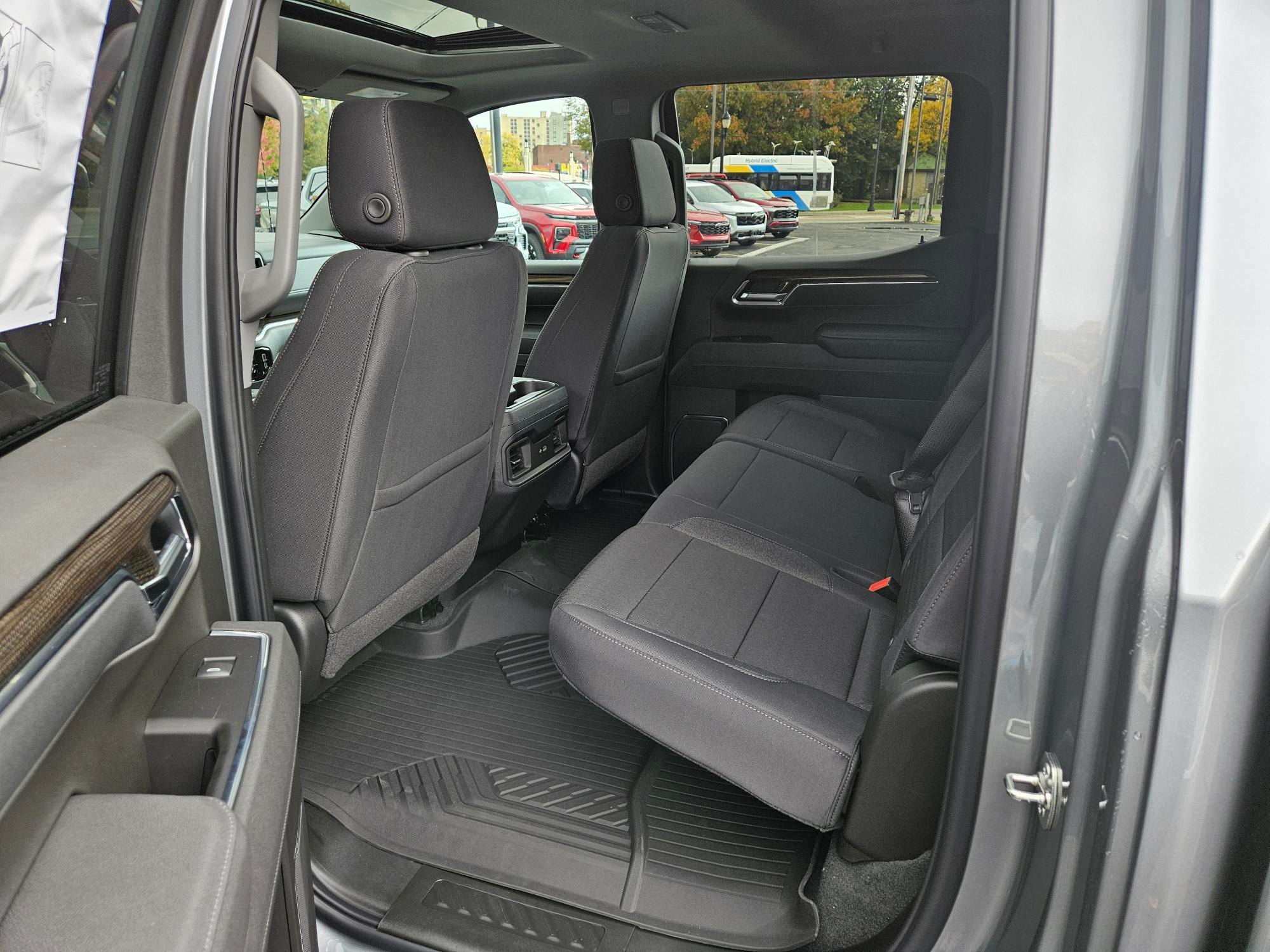 New 2026 Chevrolet Silverado 1500 RST AWD/4WD image 6