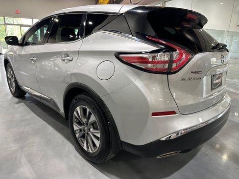 Used 2015 Nissan Murano S FWD image 29