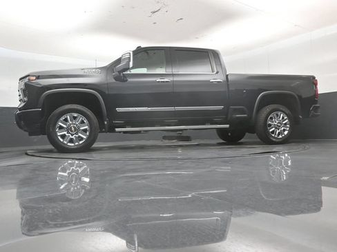 Used 2024 Chevrolet Silverado 2500 High Country w/ High Country Premium Package AWD/4WD image 54