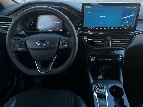 Used 2025 Ford Escape ST-Line w/ Equipment Group 301A image 15