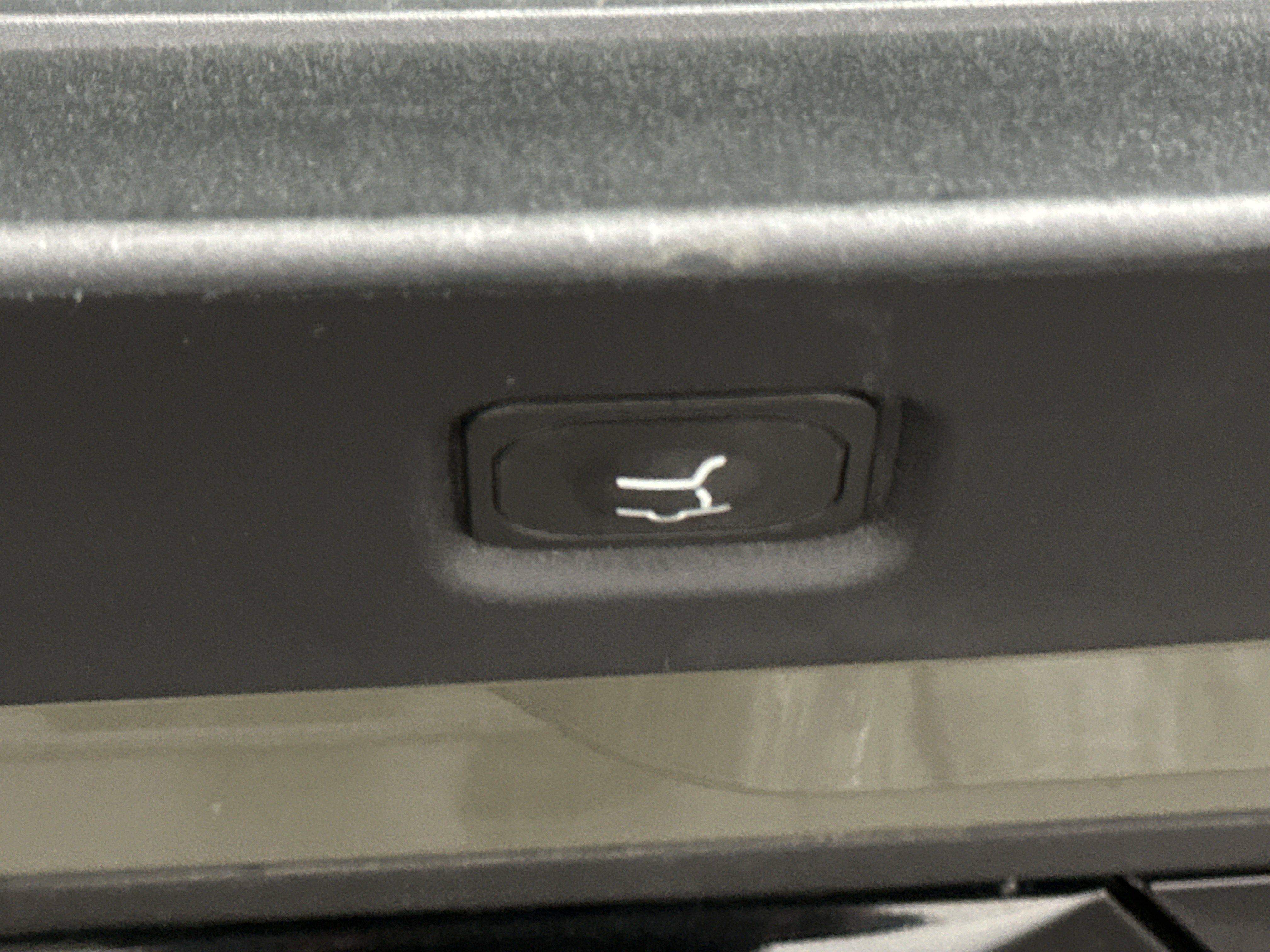 Used 2025 Ford Expedition Tremor AWD/4WD image 21
