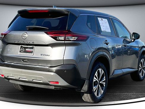 Used 2023 Nissan Rogue SV AWD/4WD image 7