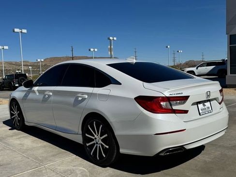 Used 2019 Honda Accord Sport image 4