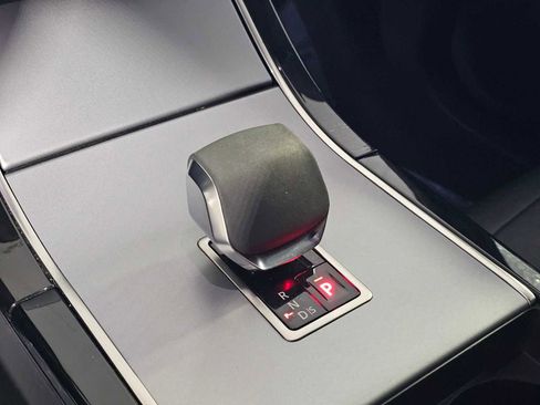 Used 2024 Land Rover Range Rover Evoque S image 30