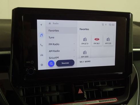 Used 2025 Toyota Corolla SE image 28