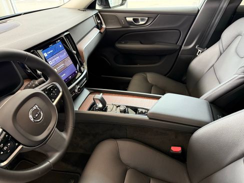 Used 2024 Volvo V60 B5 Cross Country Plus w/ Protection Package Premier image 14