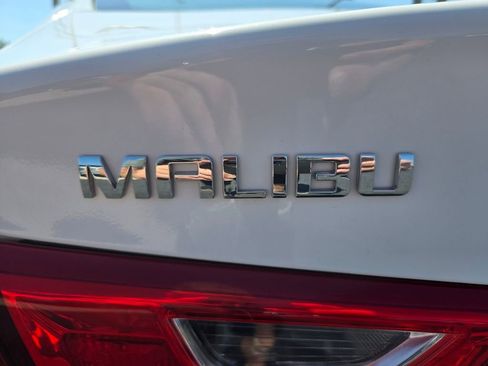 Used 2024 Chevrolet Malibu LT FWD image 14
