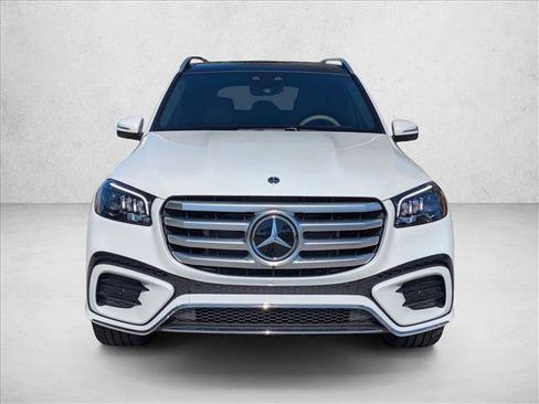 New 2026 Mercedes-Benz GLS 580 4MATIC image 6