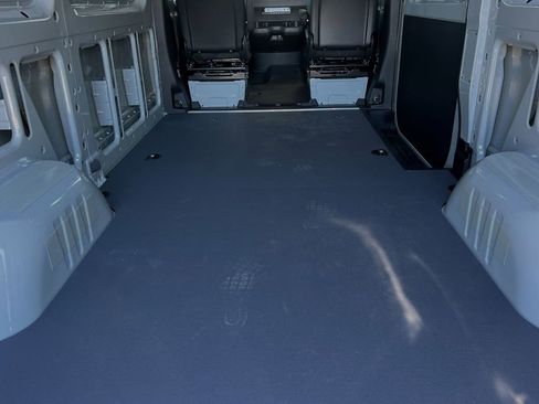 Used 2024 Mercedes-Benz Sprinter 144 Cargo image 15
