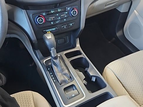 Used 2017 Ford Escape SE w/ Equipment Group 201A image 32