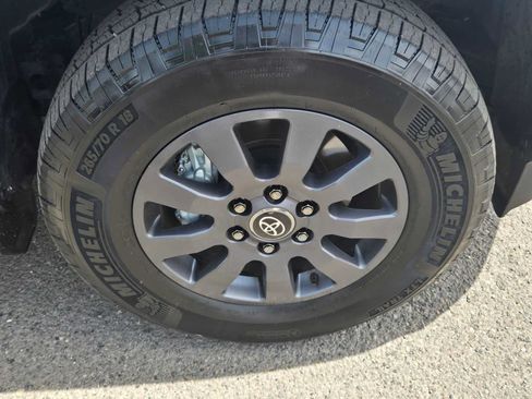 Certified 2025 Toyota Land Cruiser w/ Premium Package AWD/4WD image 9