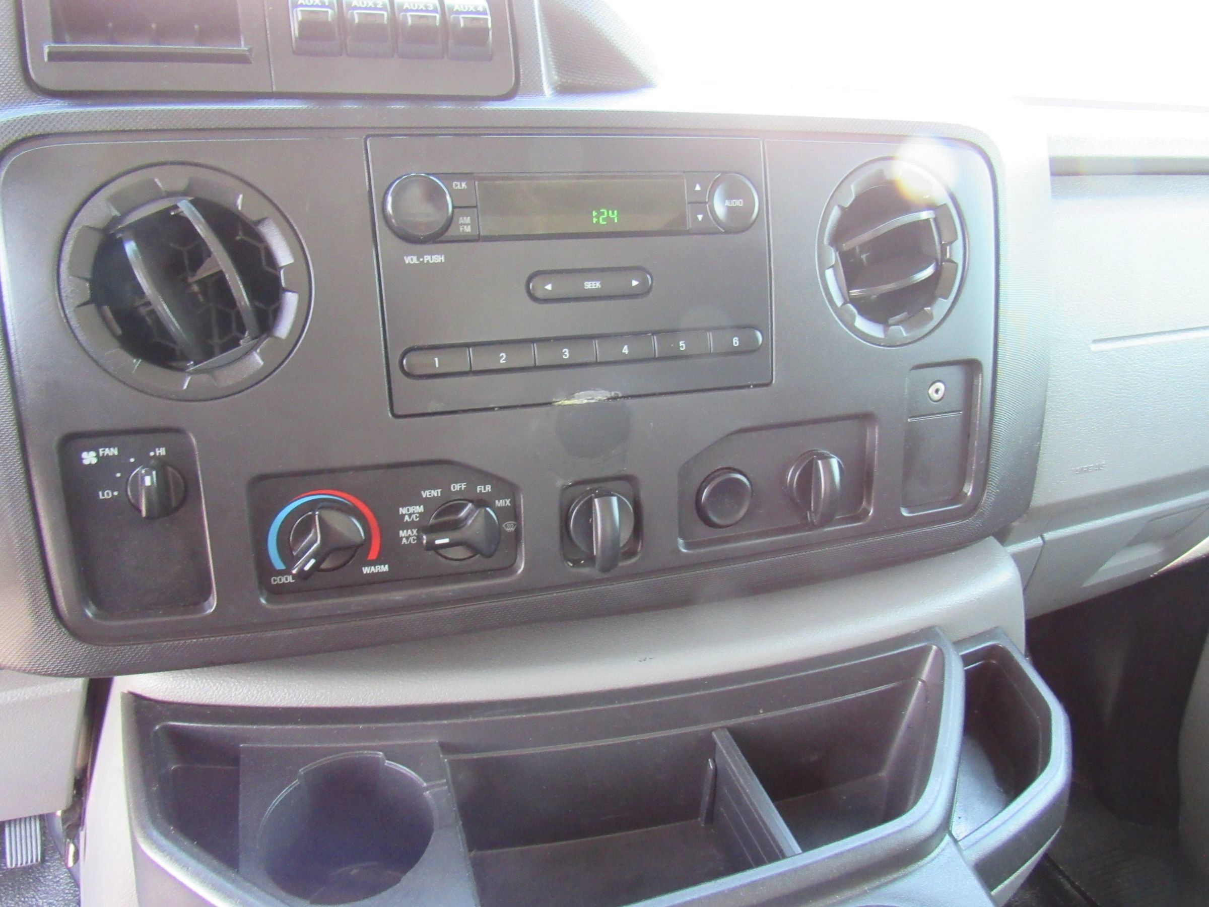 Used 2015 Ford E-350 and Econoline 350 Super Duty w/ Power Windows & Locks Group RWD image 11