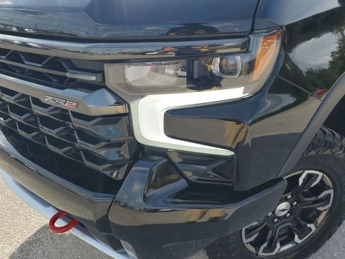 Used 2024 Chevrolet Silverado 1500 ZR2 w/ Technology Package image 16