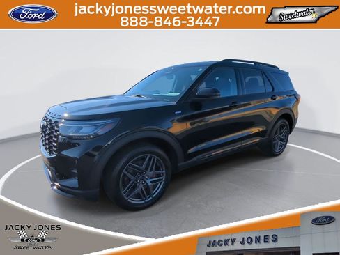 Certified 2025 Ford Explorer ST-Line w/ Premium Package image 1