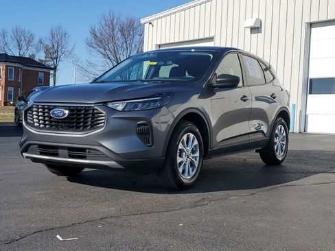 Used 2025 Ford Escape Active image 3