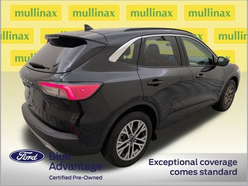 Used 2022 Ford Escape SEL w/ Technology Package image 4