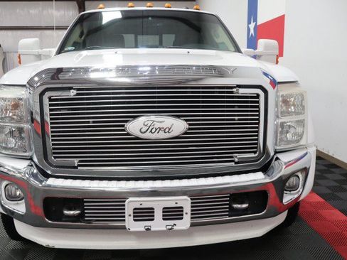 Used 2016 Ford F350 Lariat w/ Lariat Interior Package AWD/4WD image 17