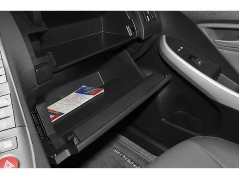Used 2015 Toyota Prius Two FWD image 16