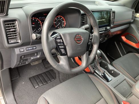 Used 2023 Nissan Frontier Pro-X w/ Pro Convenience Package image 12