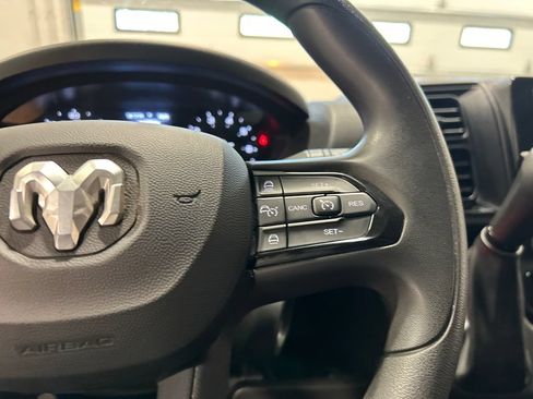 Used 2026 RAM ProMaster 2500 w/ Convenience Group FWD image 18