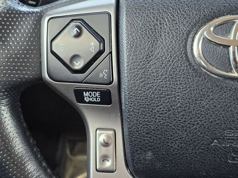 Used 2024 Toyota 4Runner SR5 Premium AWD/4WD image 17