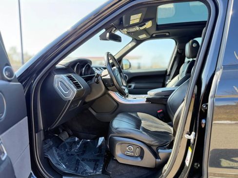 Used 2016 Land Rover Range Rover Sport HSE image 8