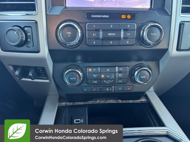 Used 2019 Ford F350 Lariat w/ Lariat Value Package AWD/4WD image 22