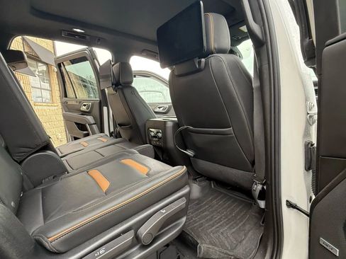 Used 2021 GMC Yukon AT4 w/ AT4 Premium Package image 49