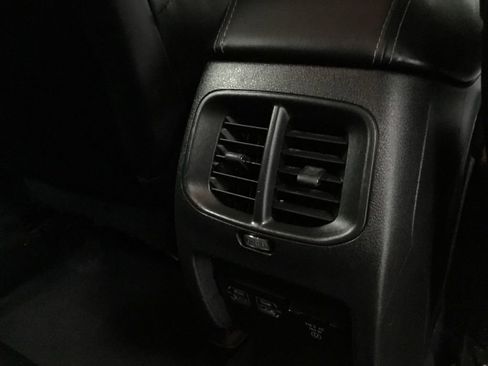 Used 2023 Jeep Cherokee Altitude Lux AWD/4WD image 17