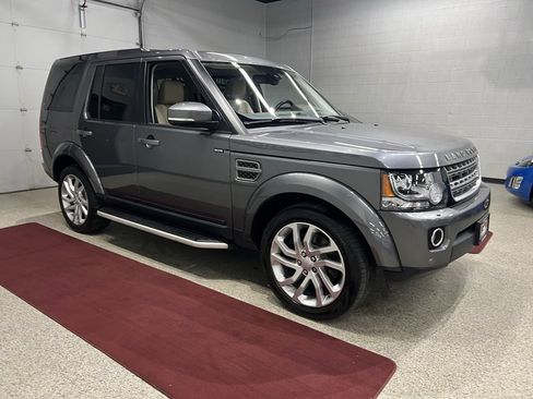 Used 2016 Land Rover LR4 HSE image 8