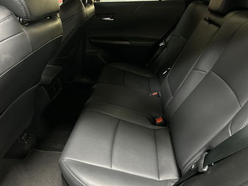 Used 2022 Toyota Venza XLE AWD/4WD image 32