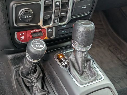 Used 2026 Jeep Gladiator Sport AWD/4WD image 30