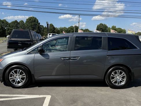 Used 2013 Honda Odyssey EX image 4
