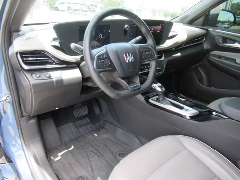 Used 2024 Buick Envista Avenir FWD image 17