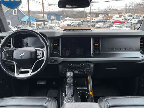 Used 2021 Ford Bronco Badlands image 23