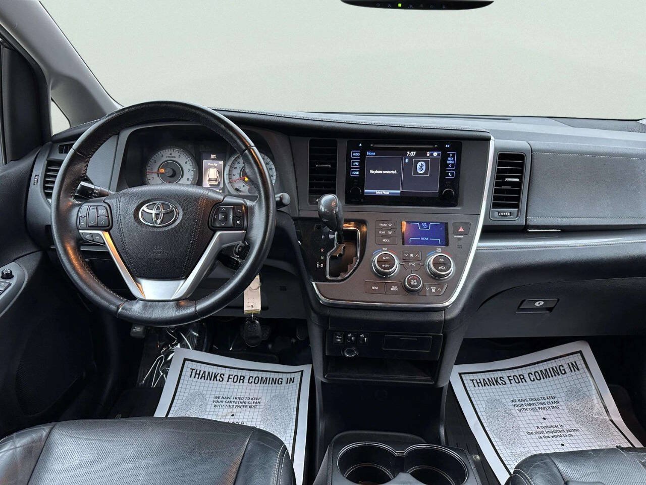 Used 2015 Toyota Sienna SE FWD image 20