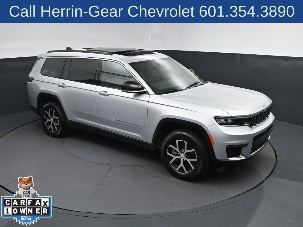 Used 2025 Jeep Grand Cherokee L Limited RWD image 36