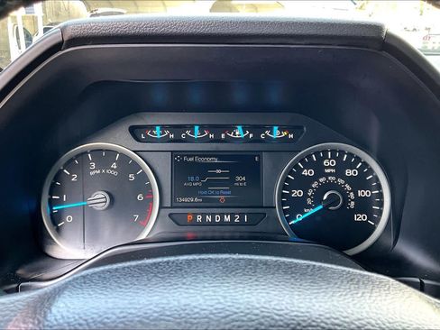 Used 2016 Ford F150 XLT w/ Equipment Group 301A Mid RWD image 26