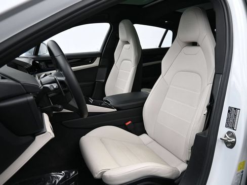 Certified 2025 Porsche Panamera 4S AWD/4WD image 5