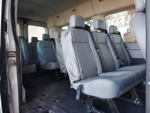 Used 2019 Ford Transit 350 XL RWD image 16