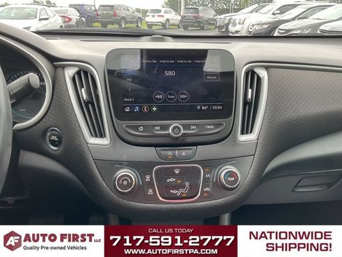 Used 2021 Chevrolet Malibu RS FWD image 23