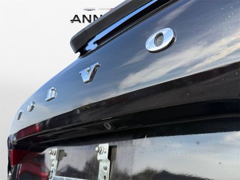 Used 2024 Volvo XC60 B5 Core w/ Protection Package Premier image 17