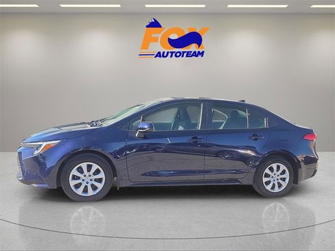 Certified 2025 Toyota Corolla LE image 2